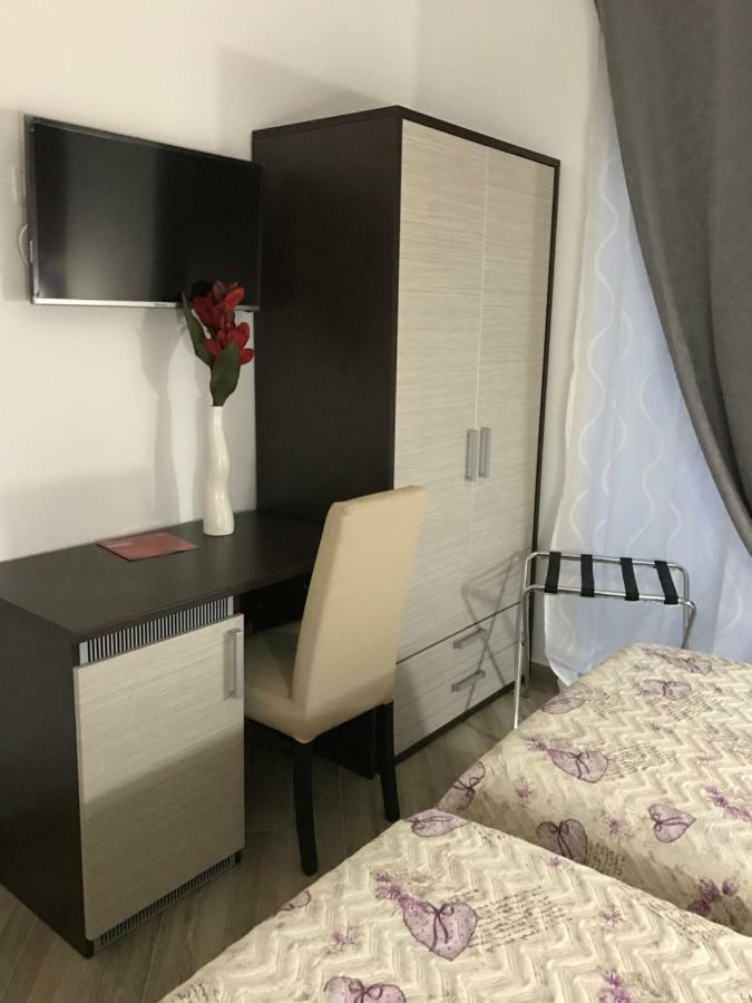 Residenza Murat กาแซร์ตา ภายนอก รูปภาพ