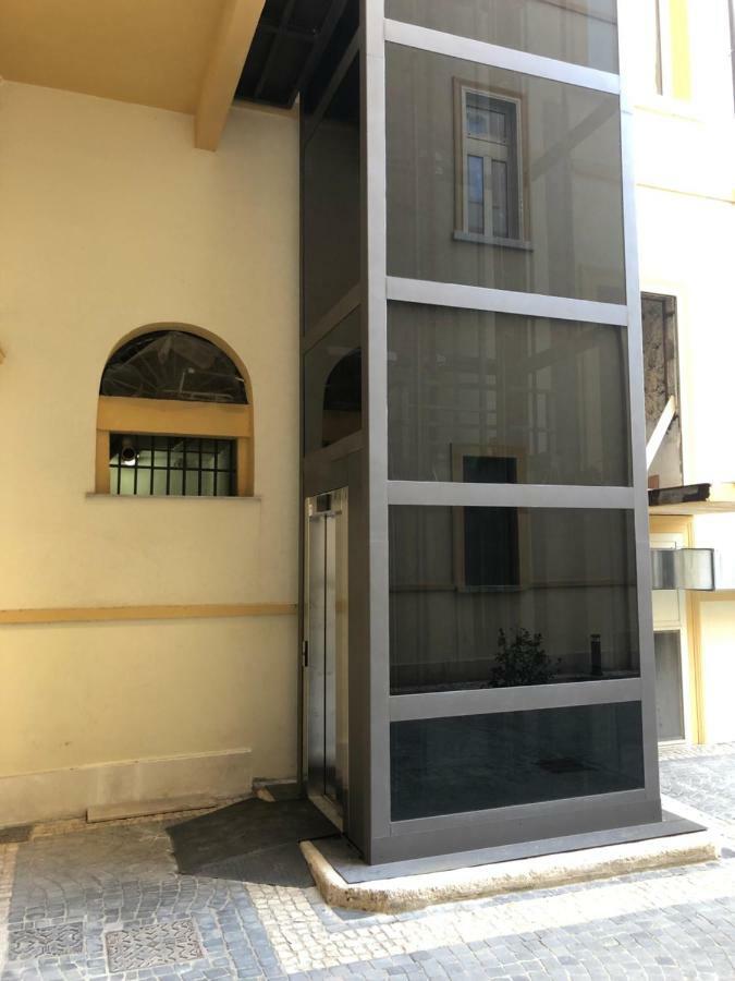 Residenza Murat กาแซร์ตา ภายนอก รูปภาพ
